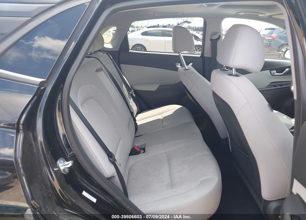 2023 HYUNDAI KONA ELECTRIC SEL VIN: KM8K33AGXPU193477