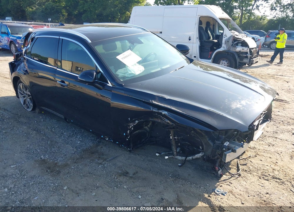 2024 GENESIS GV70 2.5T AWD VIN: 5NMMADTB6RH005400