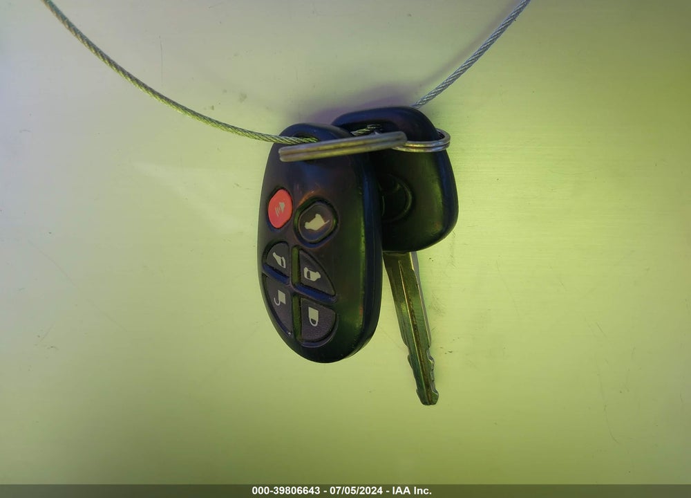 2004 TOYOTA SIENNA XLE VIN: 5TDZA22C34S181749