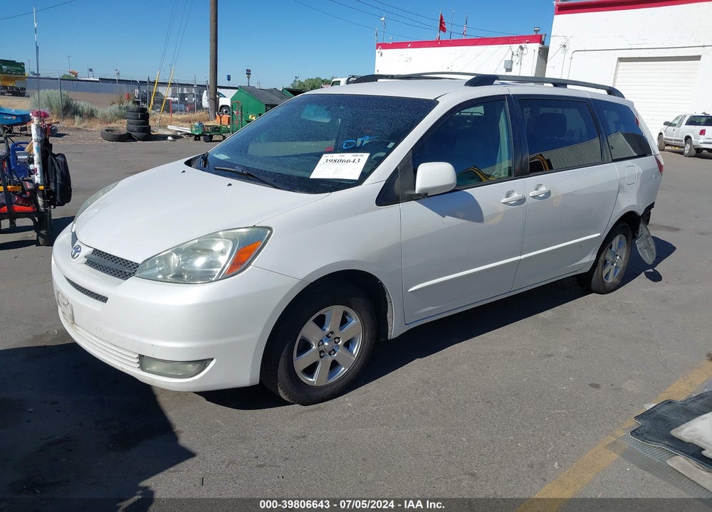 2004 TOYOTA SIENNA XLE VIN: 5TDZA22C34S181749