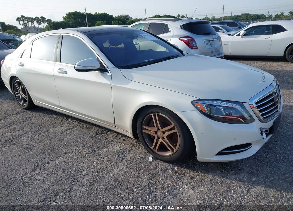 2016 MERCEDES-BENZ S 550 4MATIC VIN: WDDUG8FB9GA256507