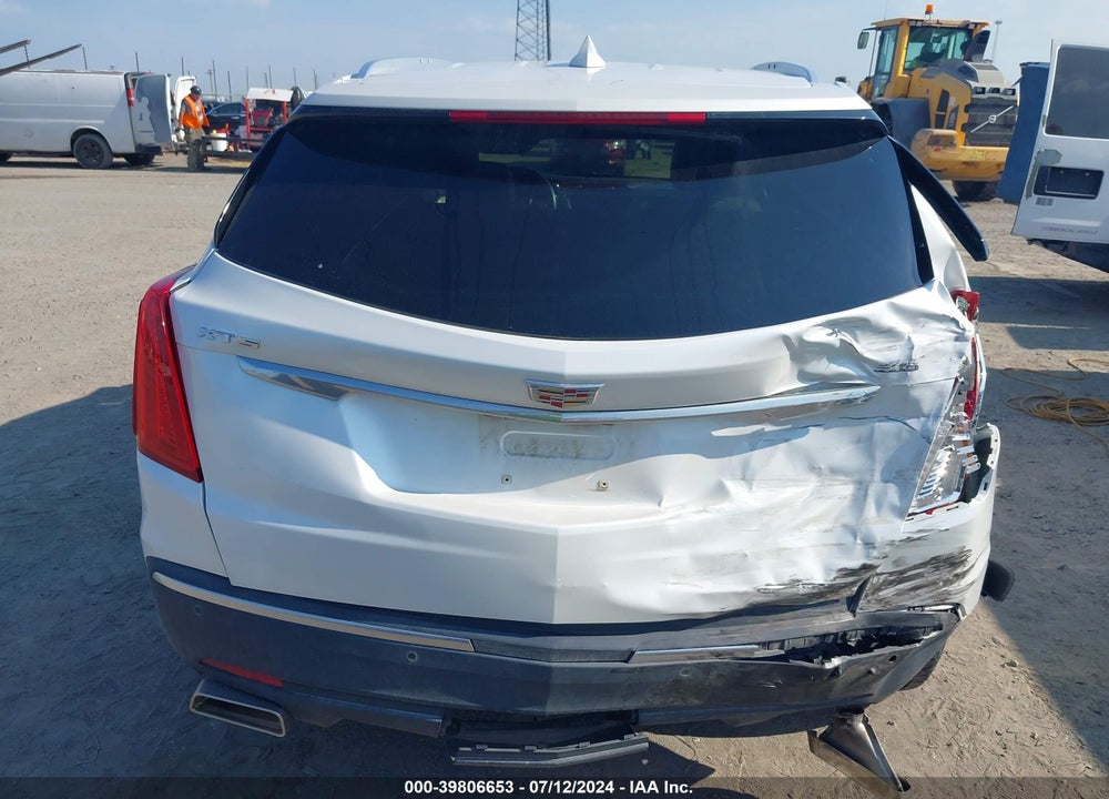 2017 CADILLAC XT5 LUXURY VIN: 1GYKNBRS3HZ204318