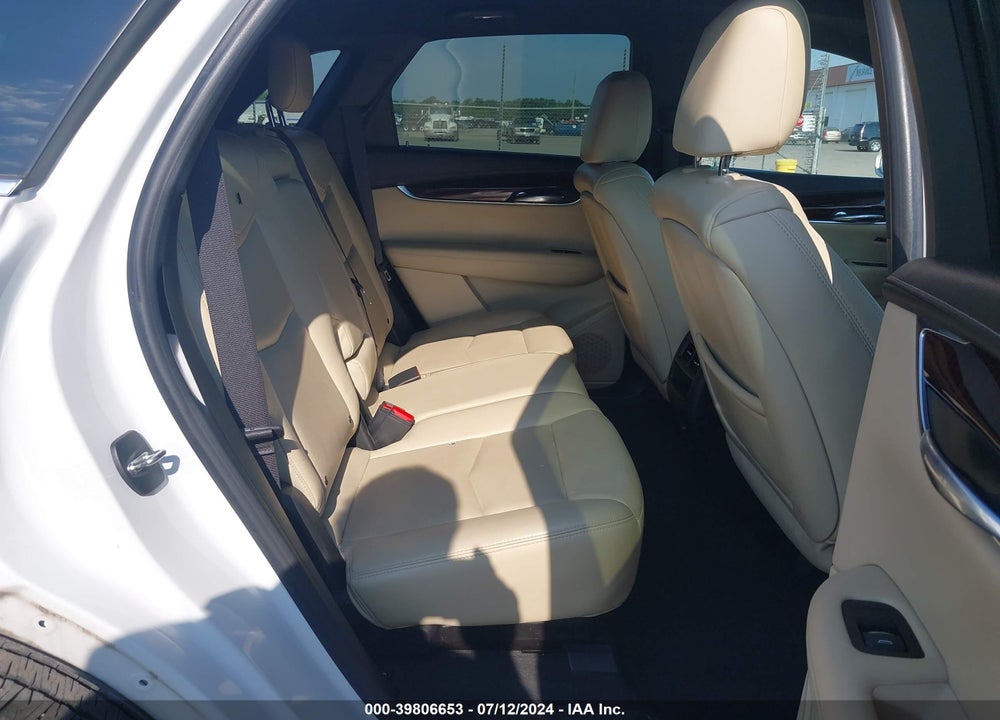 2017 CADILLAC XT5 LUXURY VIN: 1GYKNBRS3HZ204318