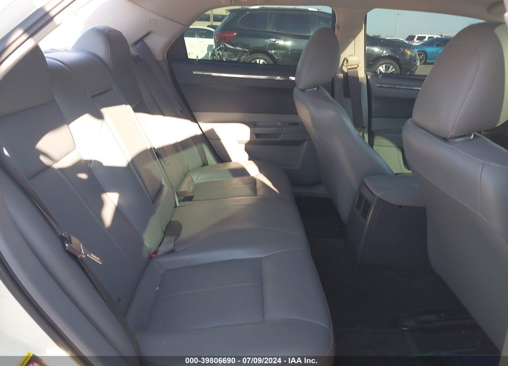 2005 CHRYSLER 300 TOURING VIN: 2C3AA53G85H592391