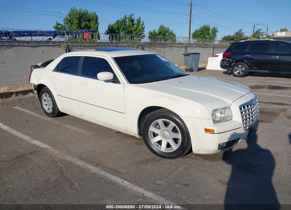 2005 CHRYSLER 300 TOURING VIN: 2C3AA53G85H592391