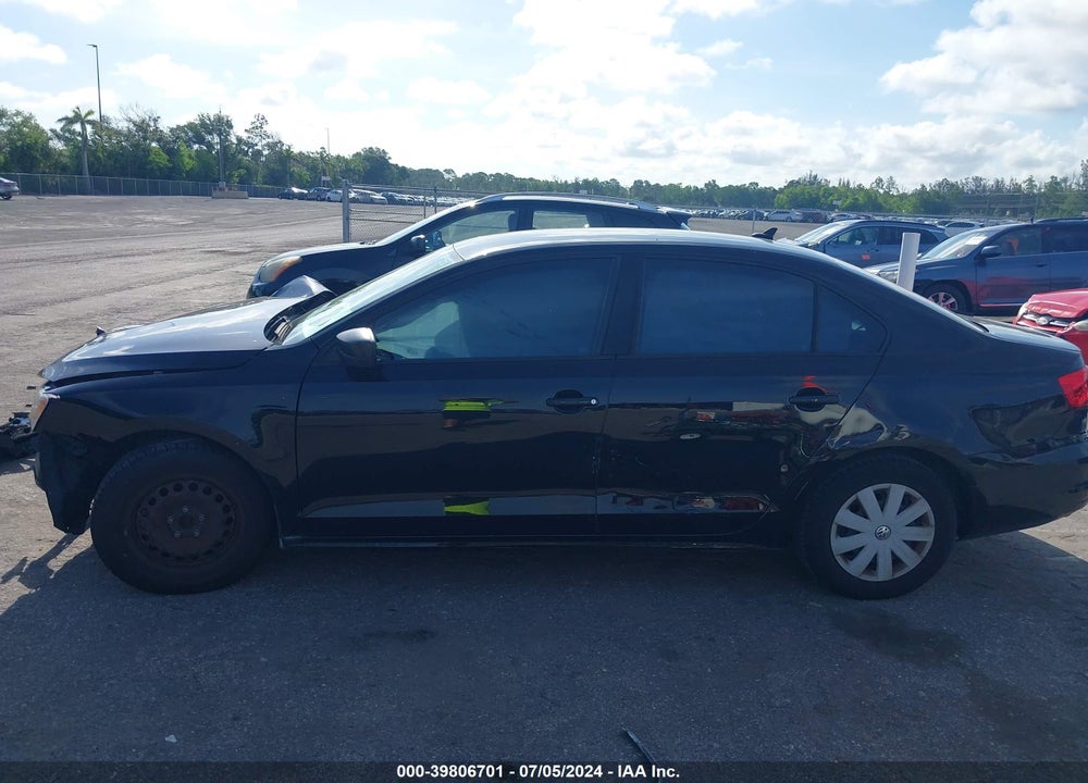 2015 VOLKSWAGEN JETTA 2.0L S VIN: 3VW2K7AJ8FM261043
