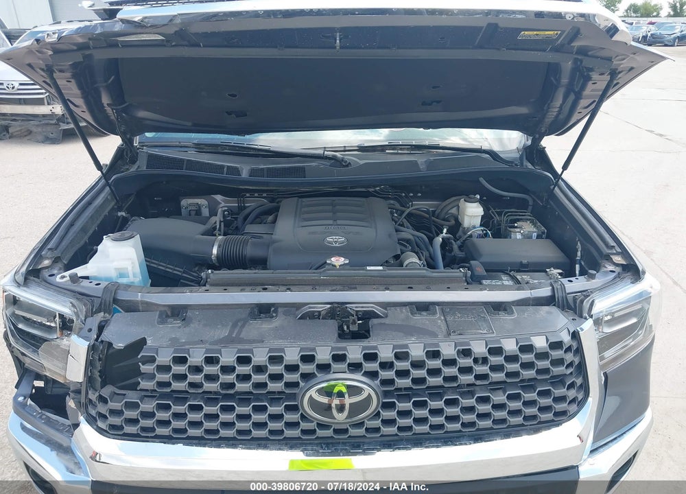 2018 TOYOTA TUNDRA SR5 5.7L V8 VIN: 5TFDY5F16JX690224