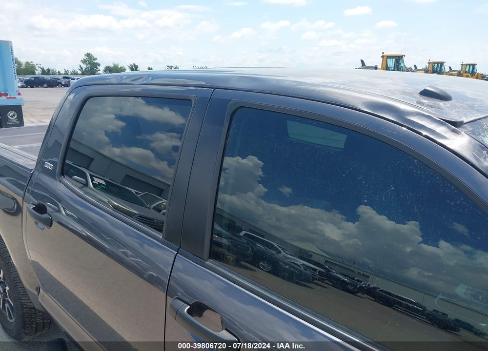 2018 TOYOTA TUNDRA SR5 5.7L V8 VIN: 5TFDY5F16JX690224