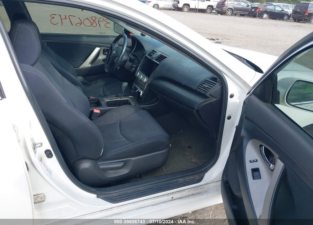 2008 TOYOTA CAMRY SE VIN: 4T1BE46K38U765472