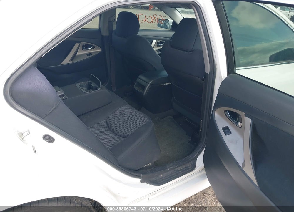2008 TOYOTA CAMRY SE VIN: 4T1BE46K38U765472