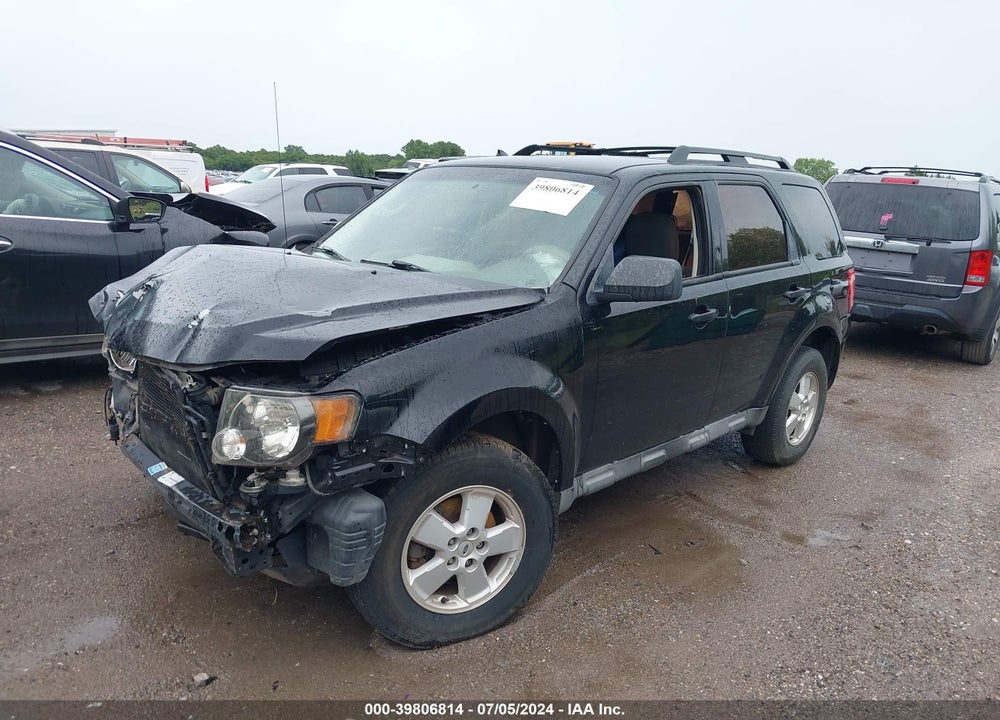 2010 FORD ESCAPE XLS VIN: 1FMCU0C70AKD07258