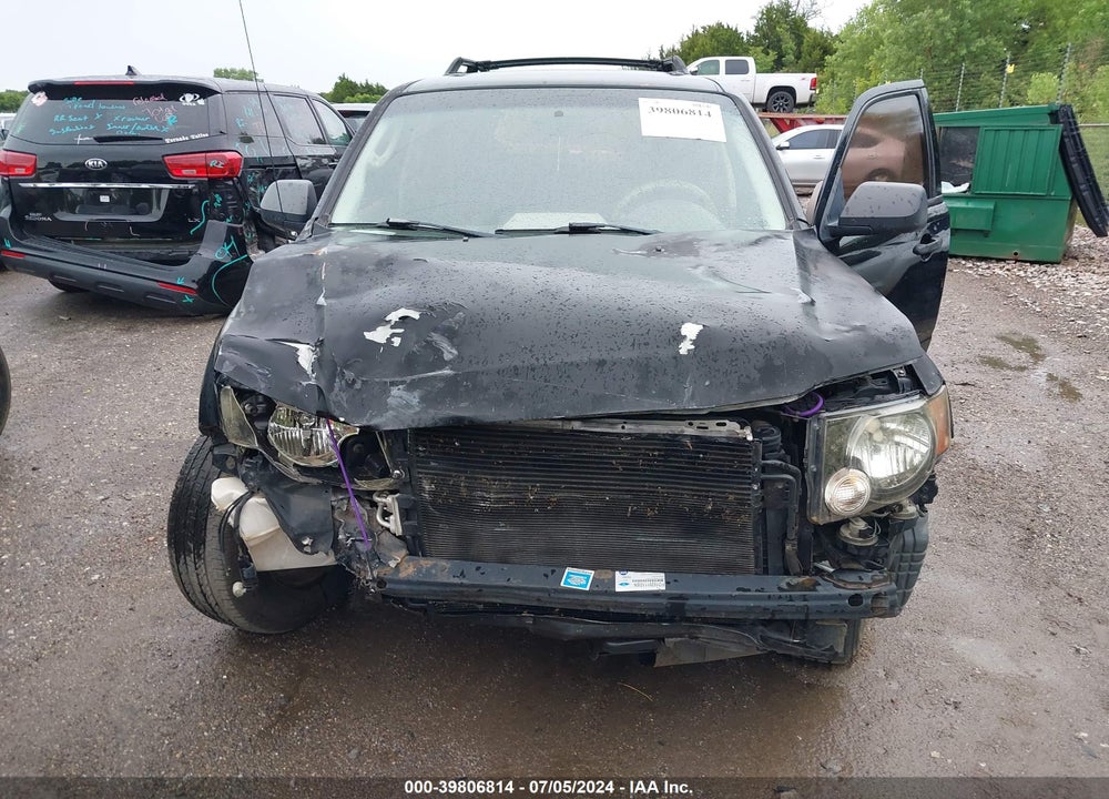 2010 FORD ESCAPE XLS VIN: 1FMCU0C70AKD07258