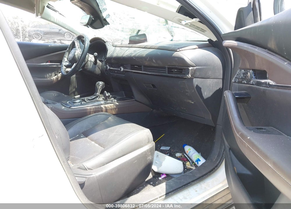 2021 MAZDA CX-30 VIN: 3MVDMADL8MM301648