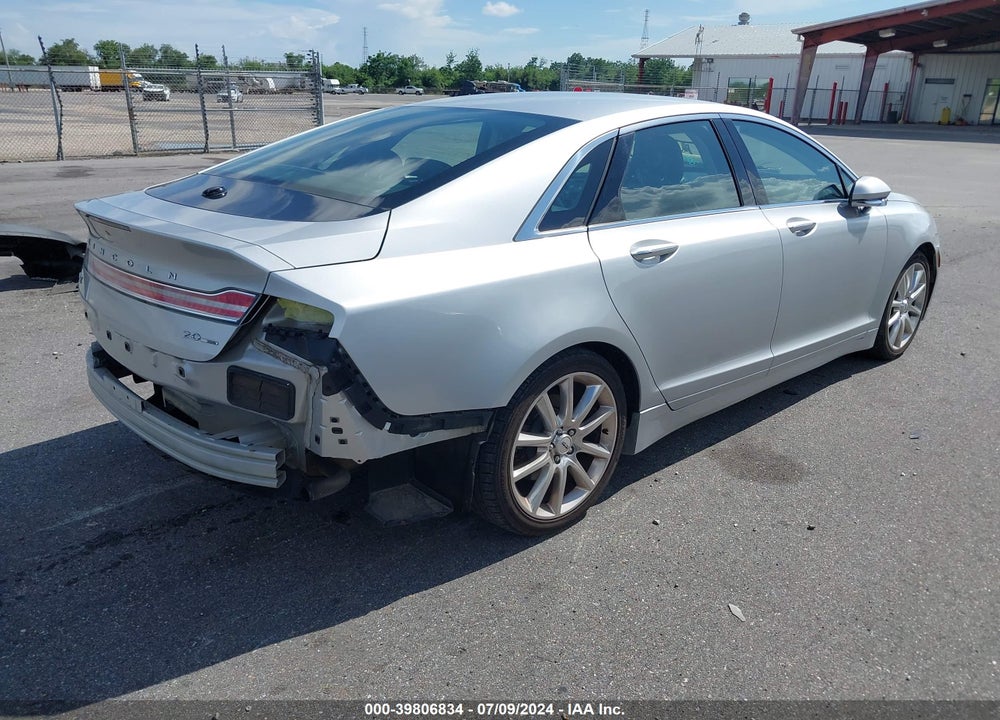 2015 LINCOLN MKZ VIN: 3LN6L2G98FR622528