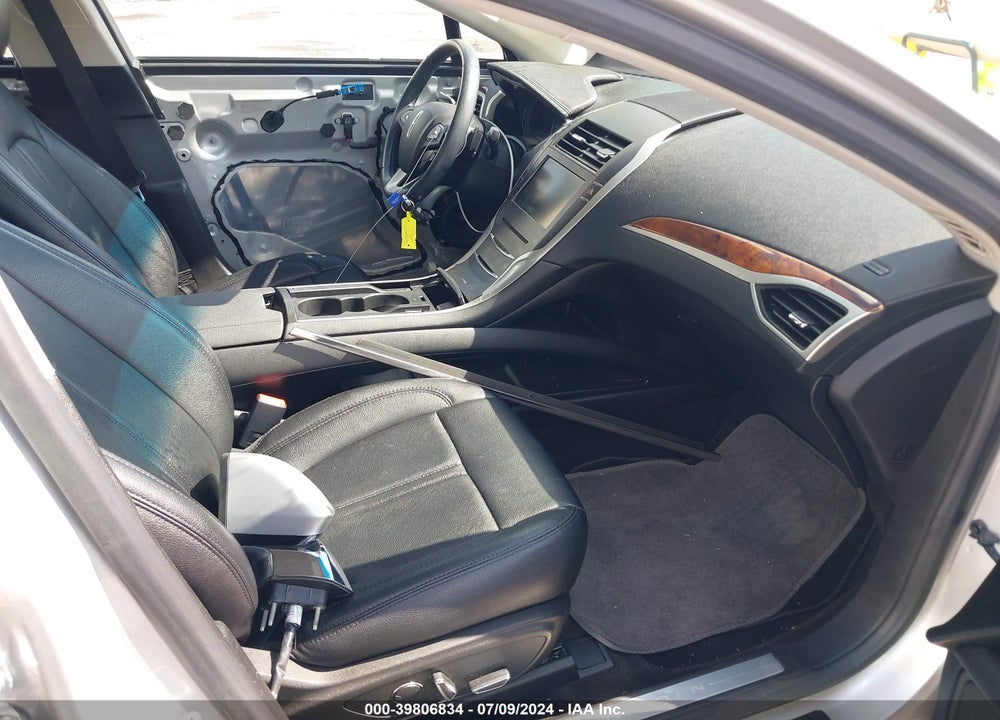 2015 LINCOLN MKZ VIN: 3LN6L2G98FR622528