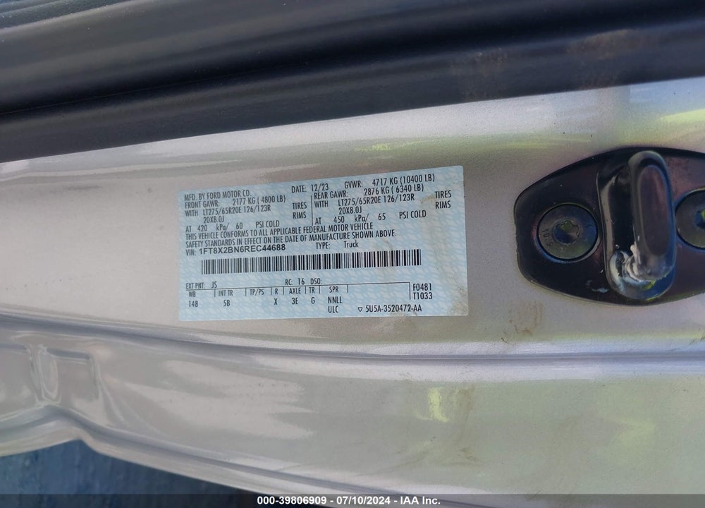 2024 FORD F-250 LARIAT VIN: 1FT8X2BN6REC44688