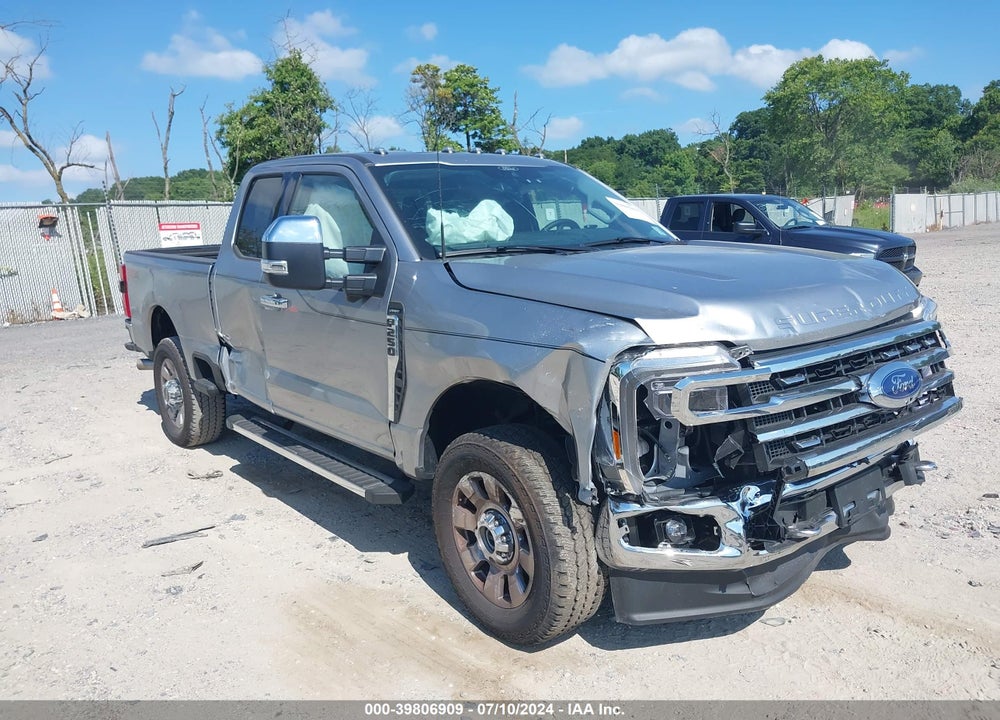 2024 FORD F-250 LARIAT VIN: 1FT8X2BN6REC44688