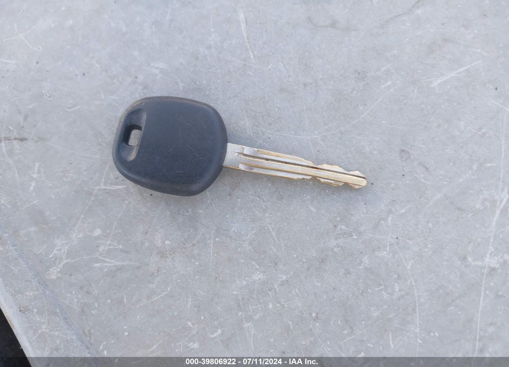 2002 TOYOTA CAMRY LE VIN: 4T1BE32KX2U090632