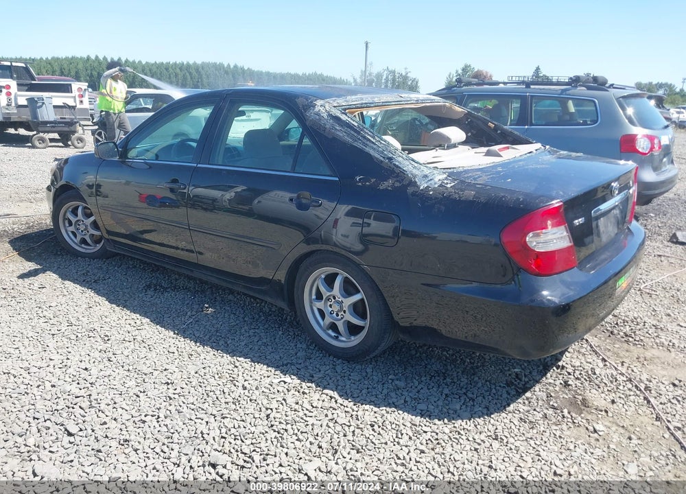 2002 TOYOTA CAMRY LE VIN: 4T1BE32KX2U090632