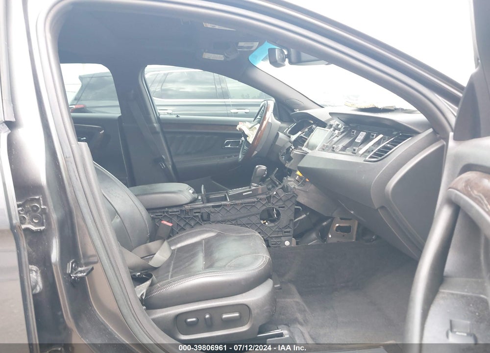 2018 FORD TAURUS LIMITED VIN: 1FAHP2F81JG101070
