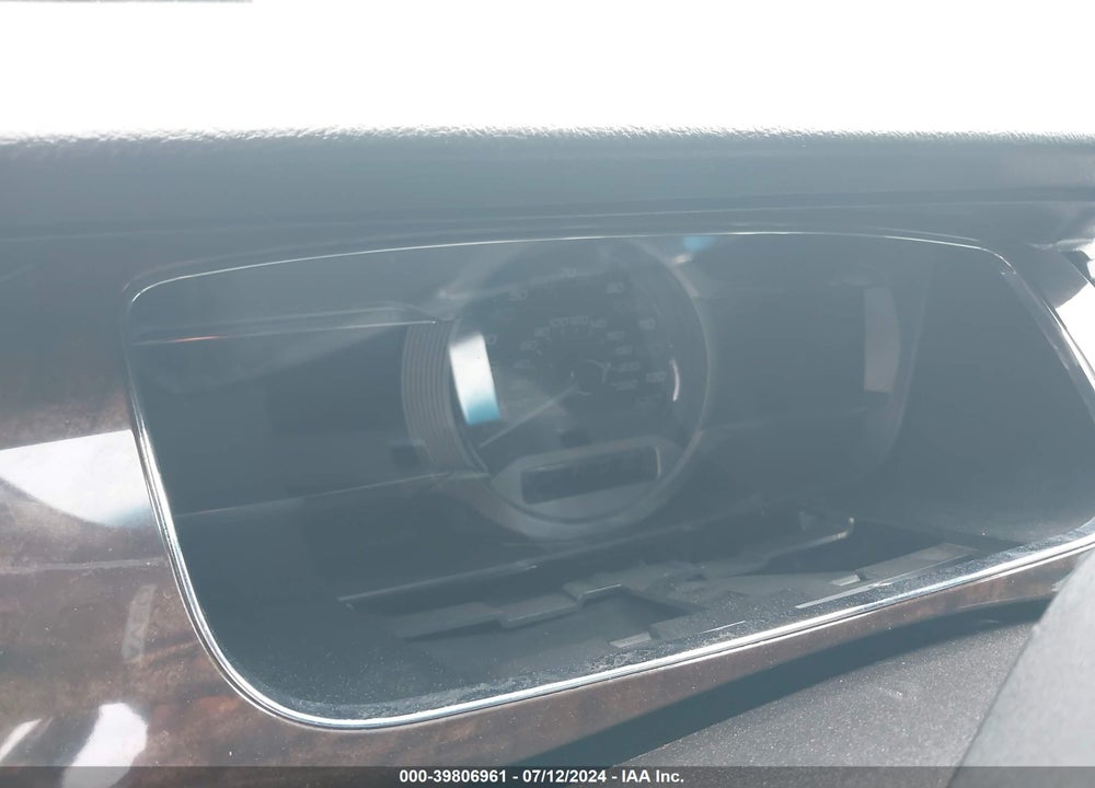 2018 FORD TAURUS LIMITED VIN: 1FAHP2F81JG101070