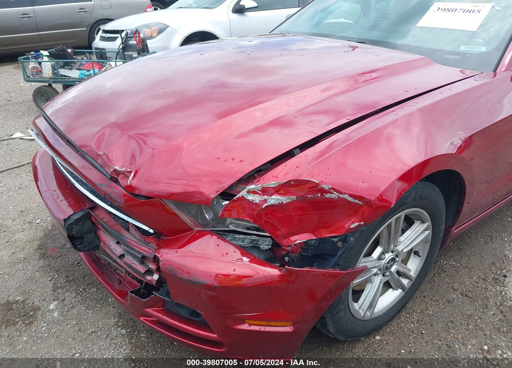 2014 FORD MUSTANG V6 VIN: 1ZVBP8AM6E5331600