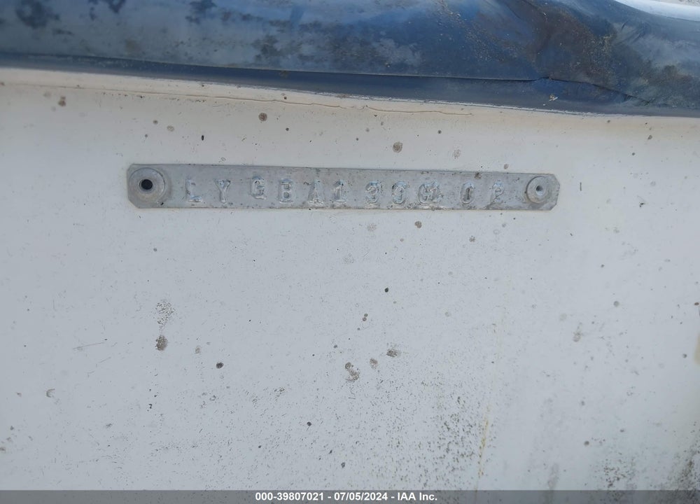 2002 SEA FOX BOAT VIN: LYGBA139G102
