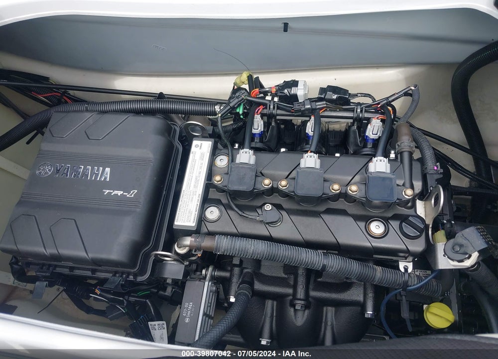 2020 YAMAHA VX LIMITED VIN: YAMA2220J920