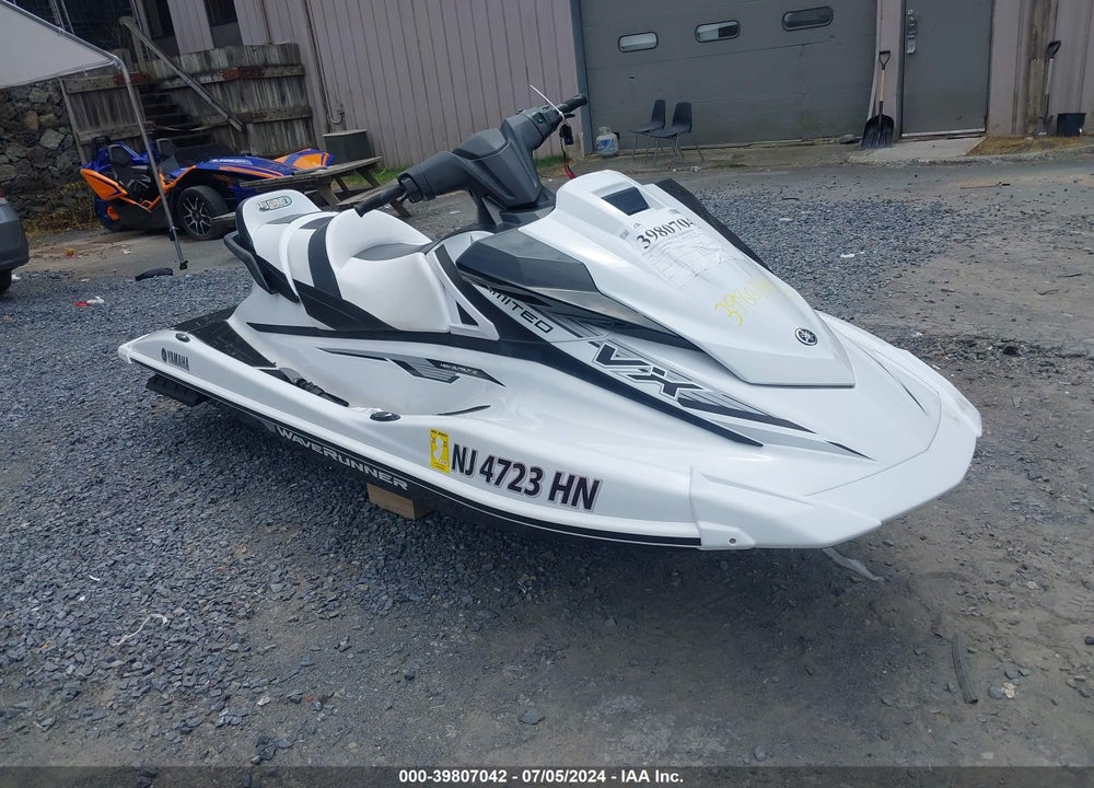 2020 YAMAHA VX LIMITED VIN: YAMA2220J920