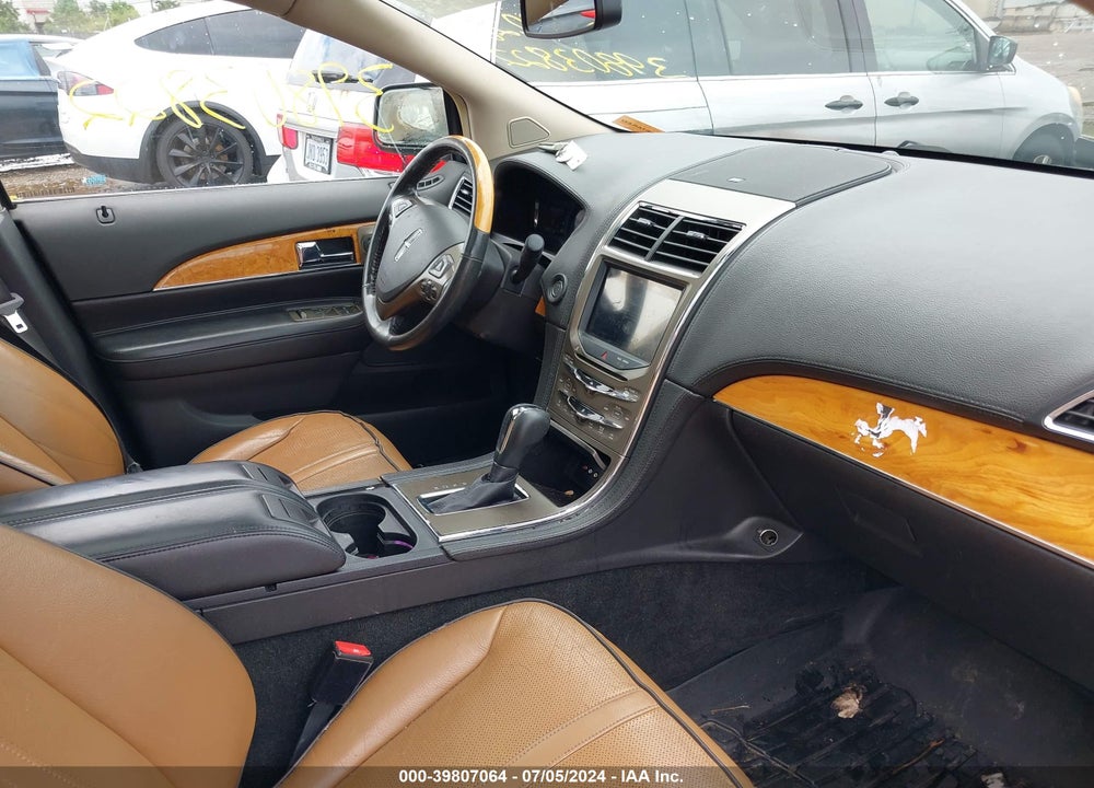 2011 LINCOLN MKX VIN: 2LMDJ8JKXBBJ17583