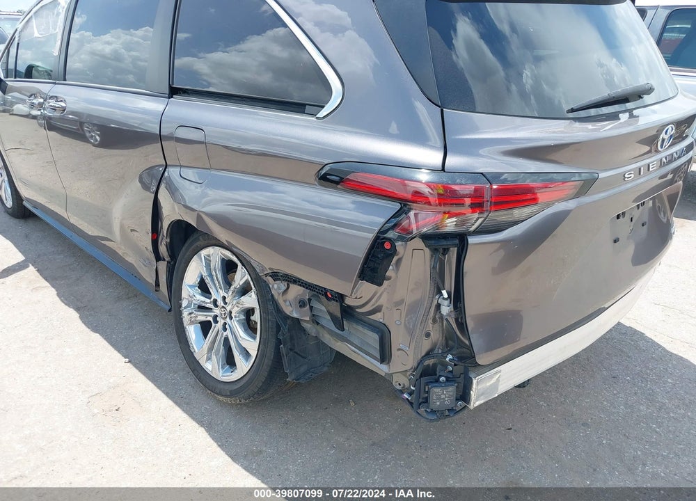 2022 TOYOTA SIENNA PLATINUM VIN: 5TDERKECXNS103571