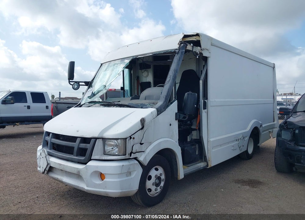 2013 ISUZU COMMERCIAL VAN VIN: JALB4T178D7W00660