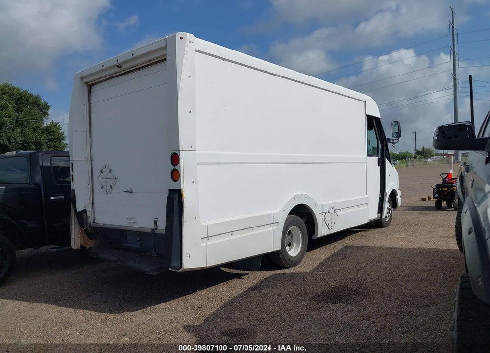 2013 ISUZU COMMERCIAL VAN VIN: JALB4T178D7W00660