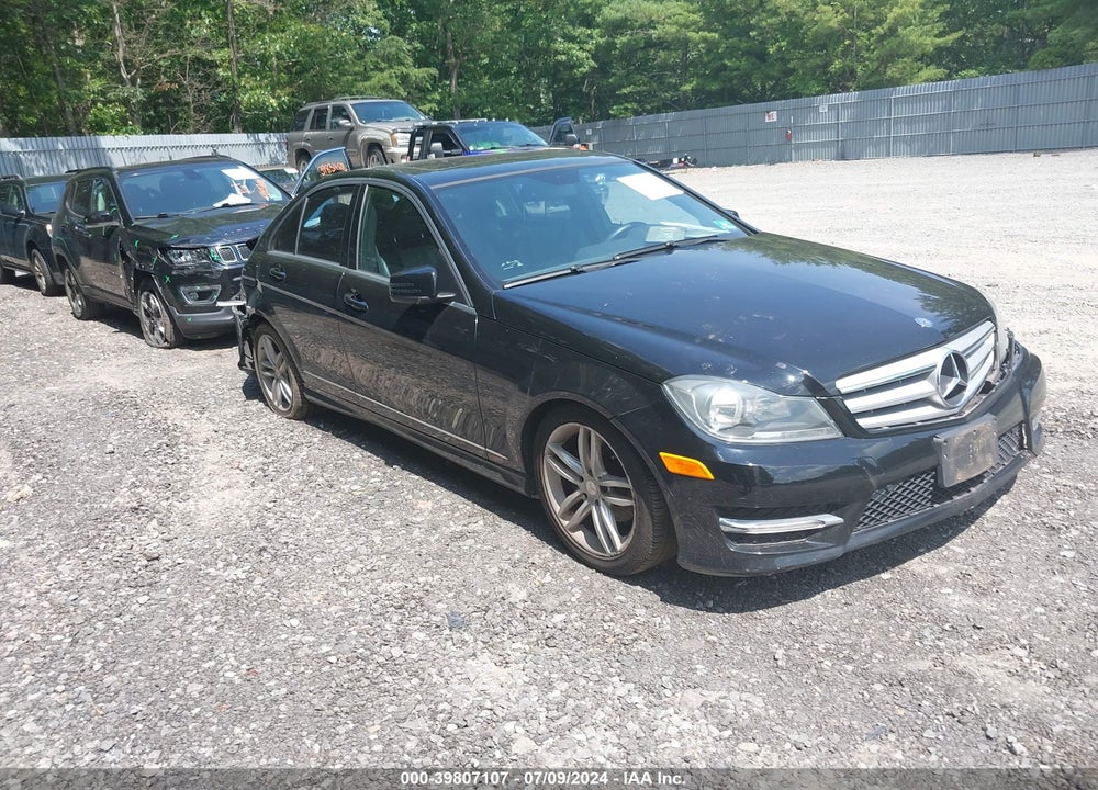 2012 MERCEDES-BENZ C 300 LUXURY 4MATIC/SPORT 4MATIC VIN: WDDGF8BB8CR194633
