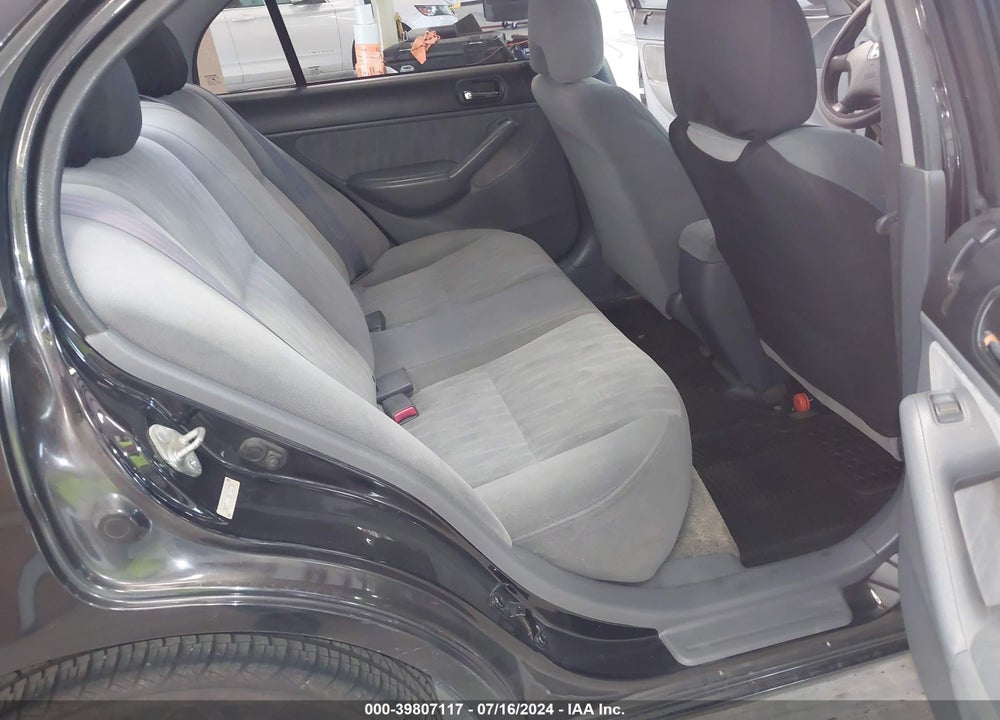 2005 HONDA CIVIC LX VIN: 2HGES16525H580770