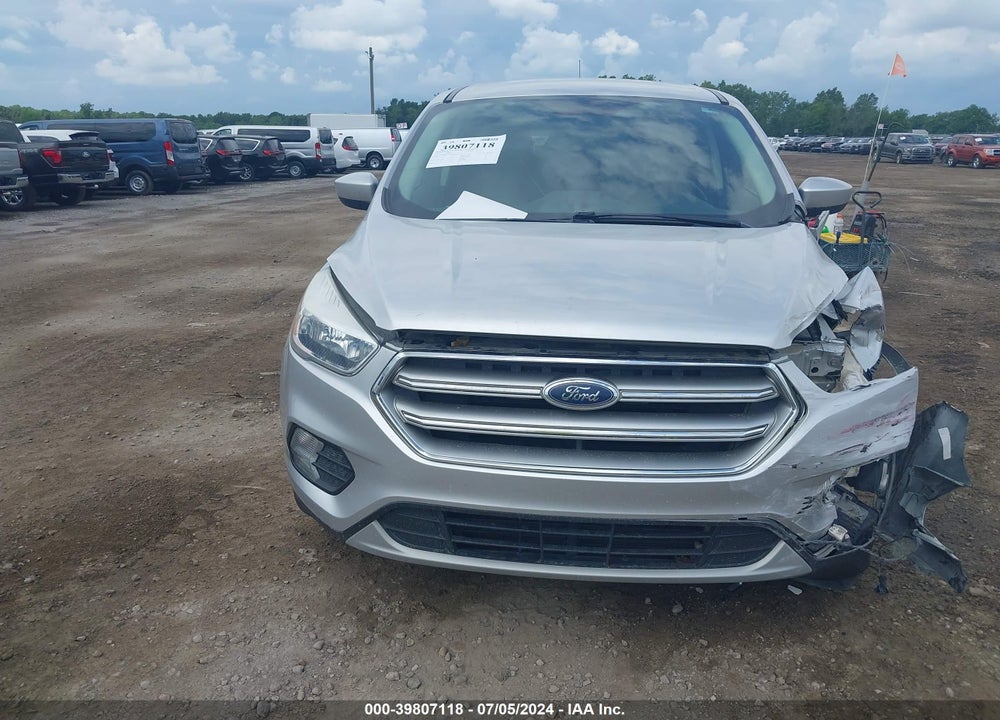 2019 FORD ESCAPE SE VIN: 1FMCU9GD5KUA69675