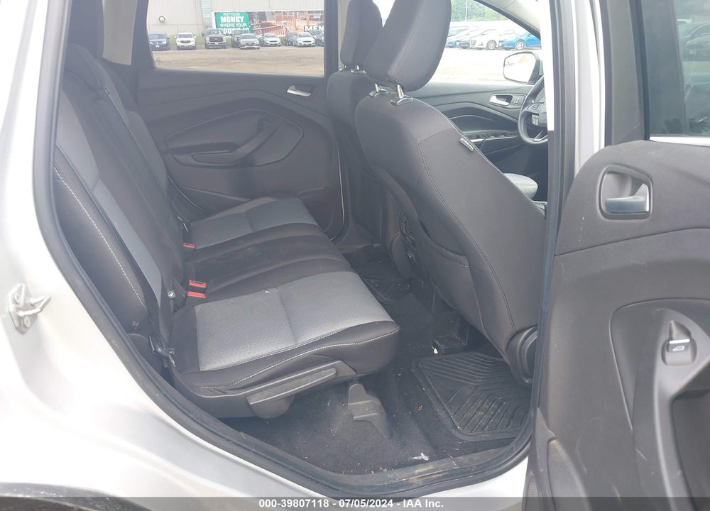 2019 FORD ESCAPE SE VIN: 1FMCU9GD5KUA69675