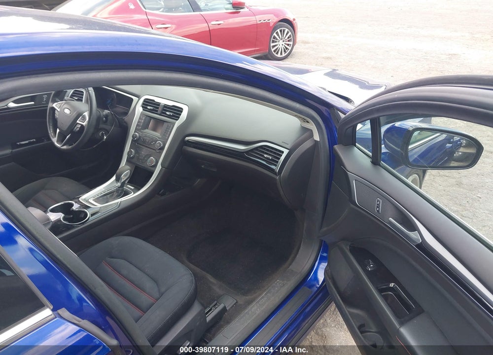 2015 FORD FUSION SE VIN: 3FA6P0H77FR288136