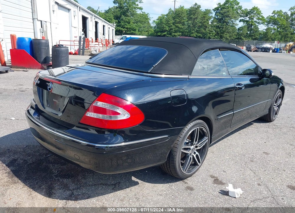 2005 MERCEDES-BENZ CLK 320 VIN: WDBTK65J25F119473