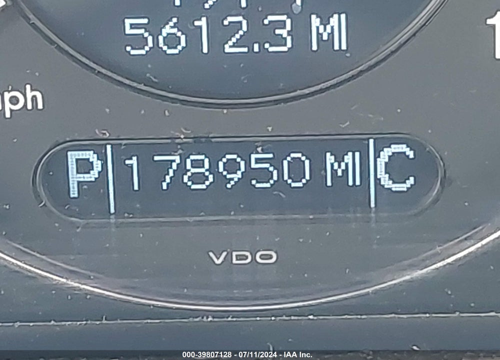 2005 MERCEDES-BENZ CLK 320 VIN: WDBTK65J25F119473