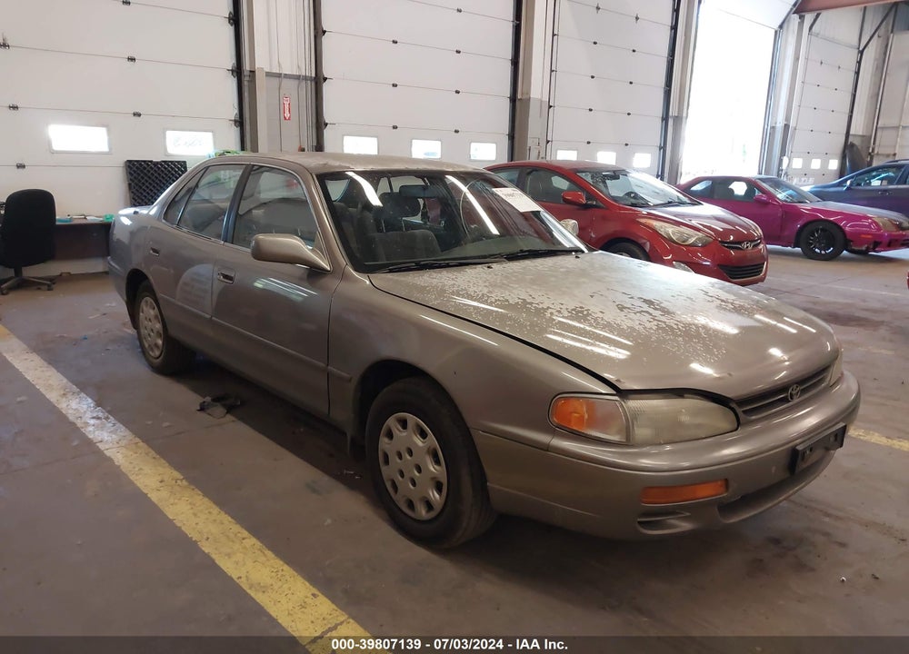 1995 TOYOTA CAMRY LE VIN: JT2SK12E5S0322338