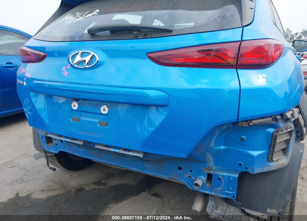 2020 HYUNDAI KONA SE VIN: KM8K12AA7LU530757