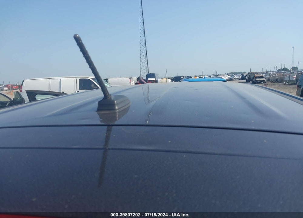 2019 KIA SORENTO 3.3L LX VIN: 5XYPG4A56KG556600