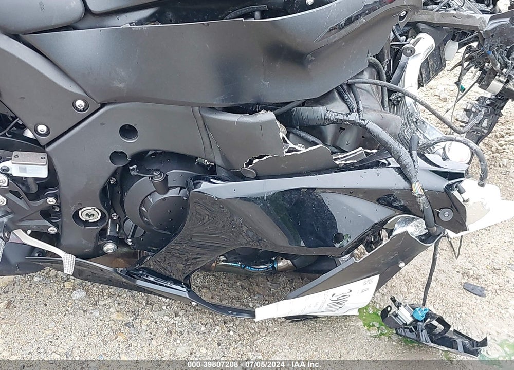 2024 KAWASAKI ZX1002 M VIN: JKBZXVM13RA007217
