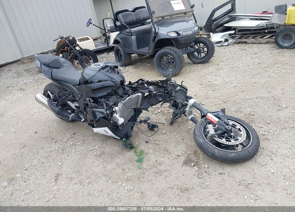 2024 KAWASAKI ZX1002 M VIN: JKBZXVM13RA007217
