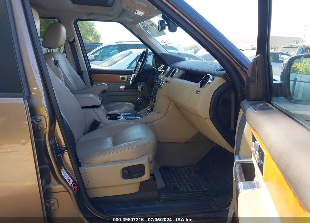 2010 LAND ROVER LR4 VIN: SALAK2D44AA514817