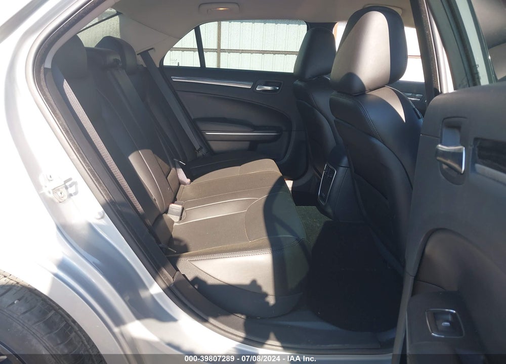 2022 CHRYSLER 300 TOURING L VIN: 2C3CCADG7NH121195