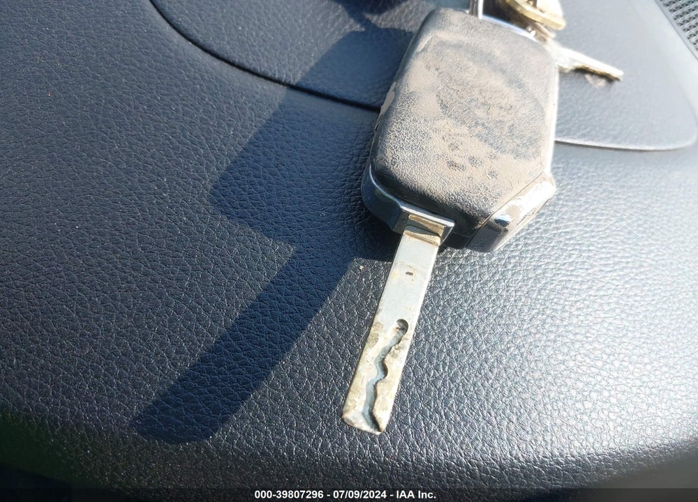 2023 KIA SELTOS LX VIN: KNDEPCAA8P7386159
