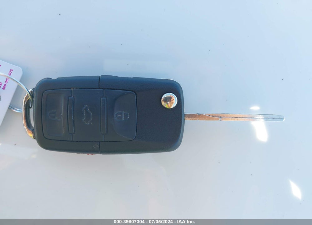 2010 VOLKSWAGEN GOLF 2-DOOR VIN: WVWBB7AJ9AW124639