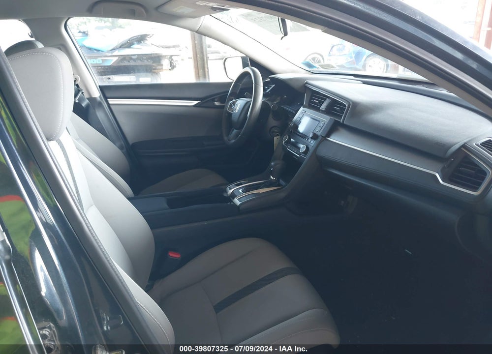 2018 HONDA CIVIC LX VIN: 19XFC2F53JE034023